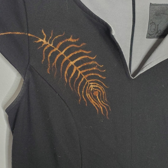 Hand painted feather mini dress - Picture 4 of 5